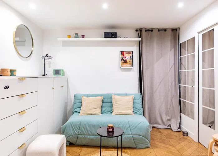 Guestready - Cosy Parisian Charm For Two Lägenhet *